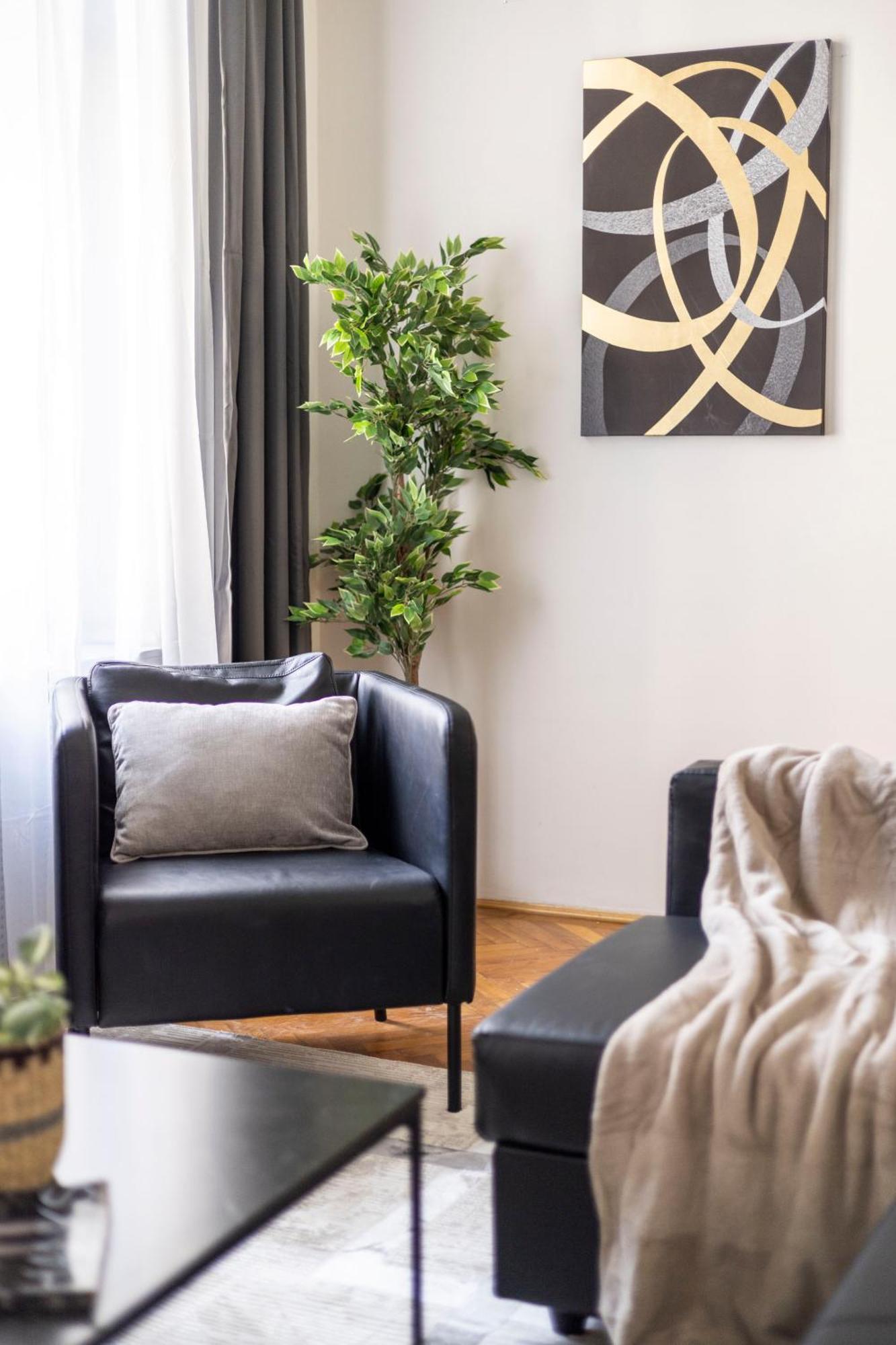 Charming & Cozy Stylish Apartment In The Heart Of Budapest Budapeste Exterior foto